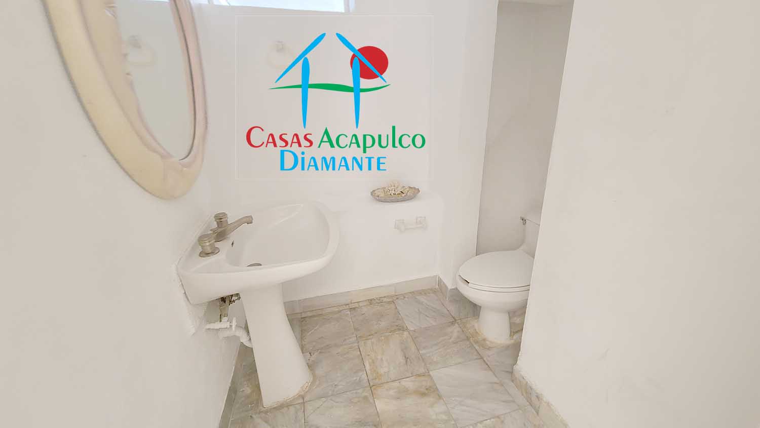 Pichilingue Casa Aldila - Baño de visitas 1